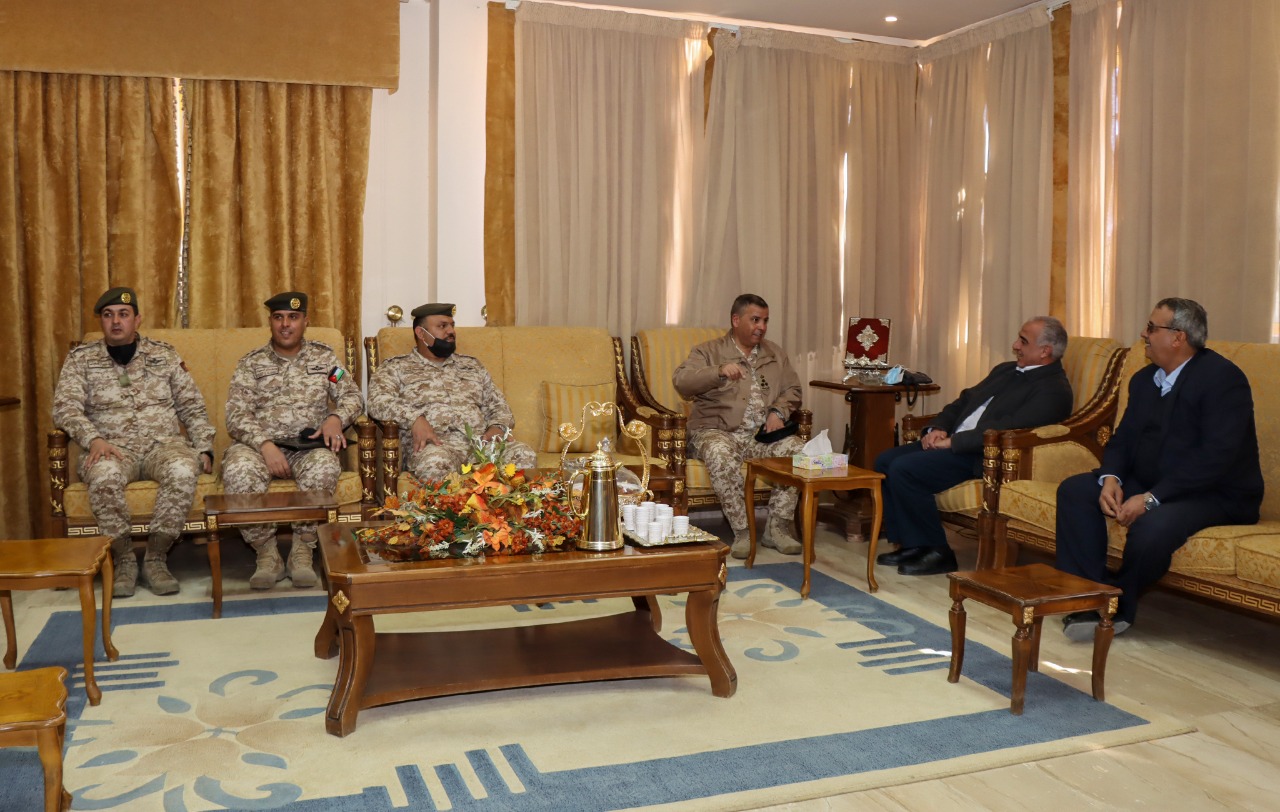 The President of Al-Hussein Bin Talal University receives the Director of Military Education and Culture